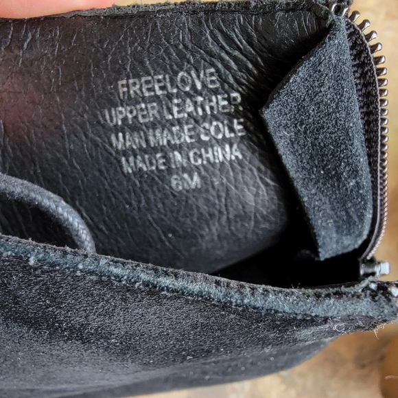 Urban Outfitters x Jeffrey Campbell booties - Picture 4 of 7